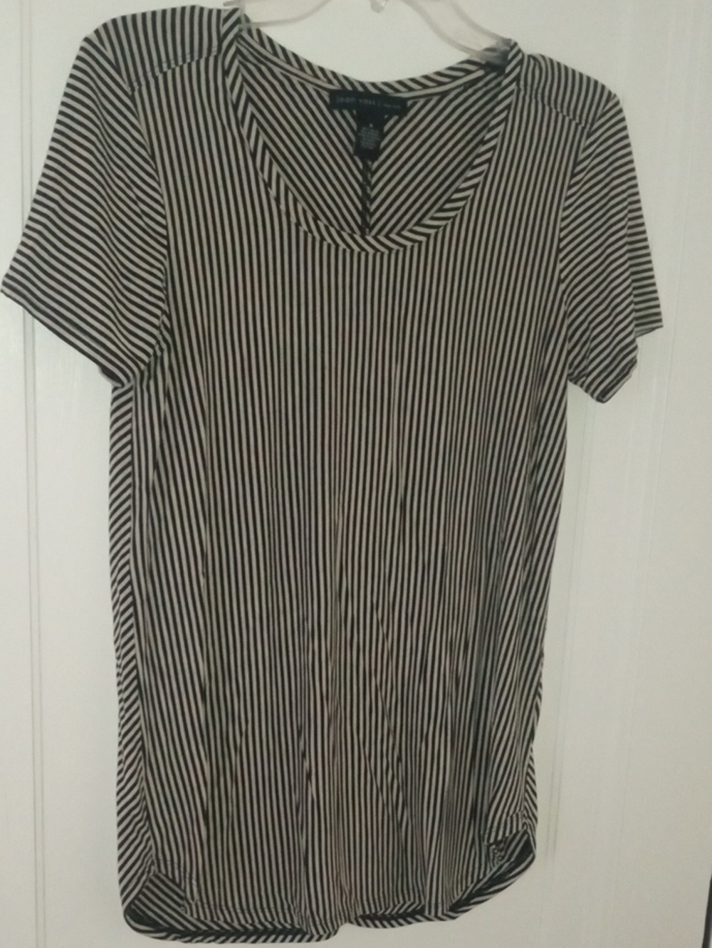 women med black ivory striped top short sleeve